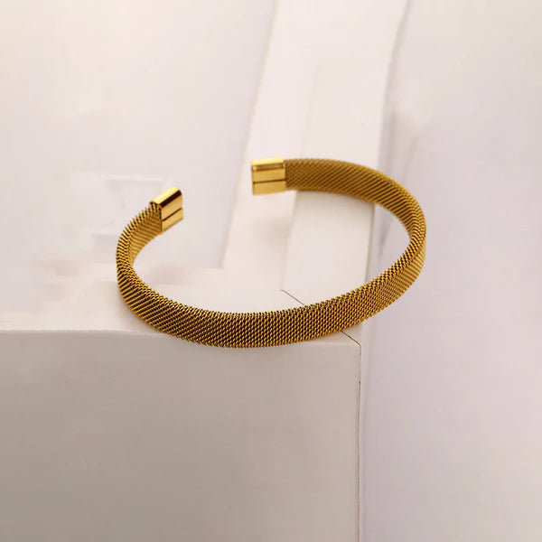 Gold Plated Mesh Cuff Bracelet – Unisex